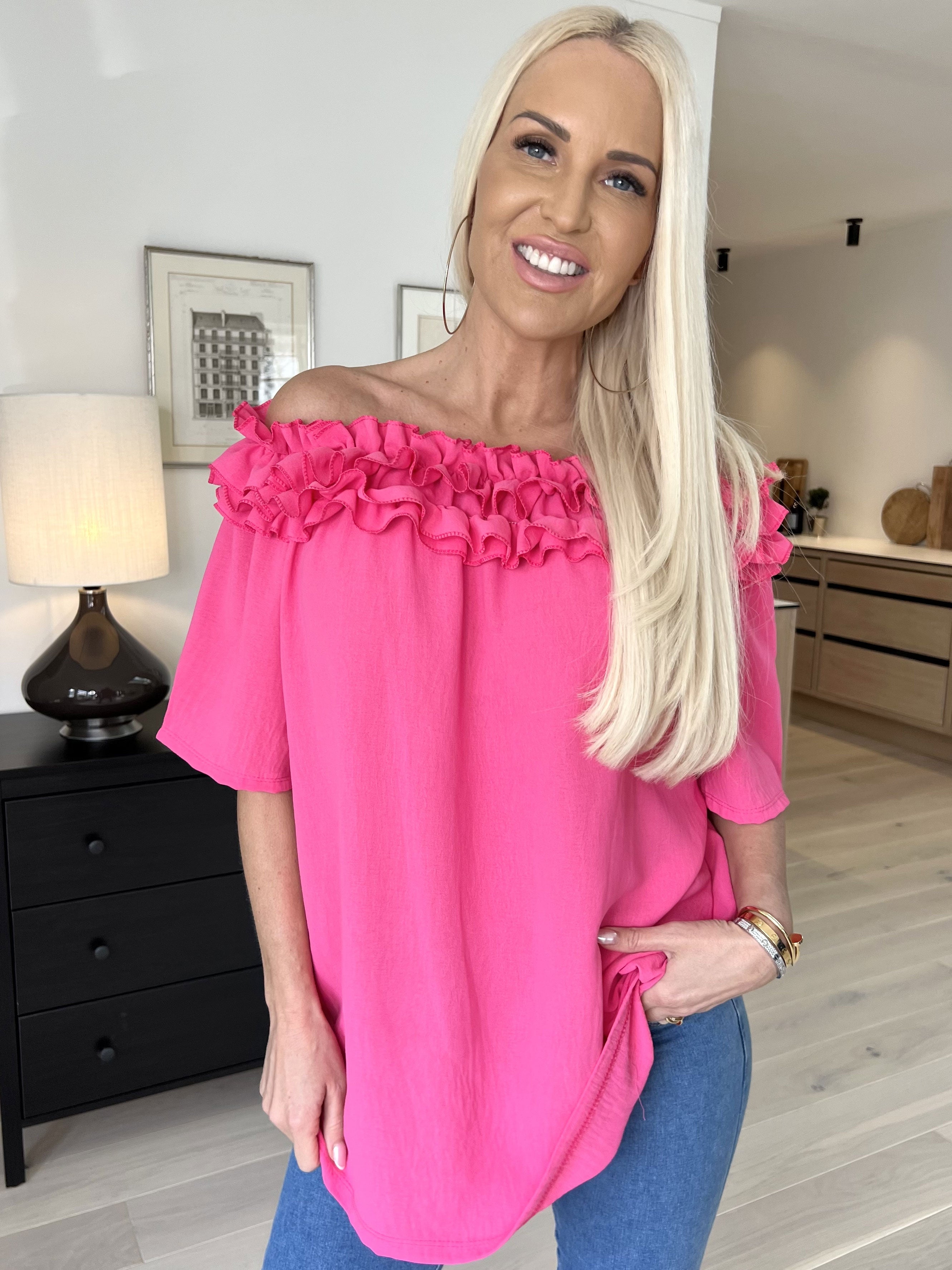 Chili Sleeveless - Finaste tunika med resår och volang i halsen